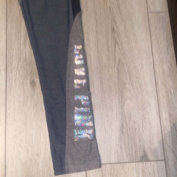 Victoria Secret PINK Yoga Legging - Picture 2 of 4